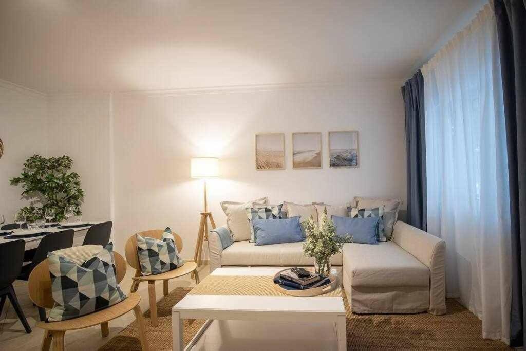 Modern 3Br Apt W/ Lg Terrace, Bbq, Ac & Parking Tavira Bagian luar foto
