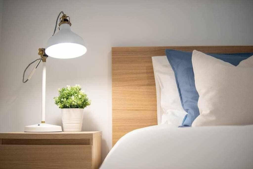 Modern 3Br Apt W/ Lg Terrace, Bbq, Ac & Parking Tavira Bagian luar foto