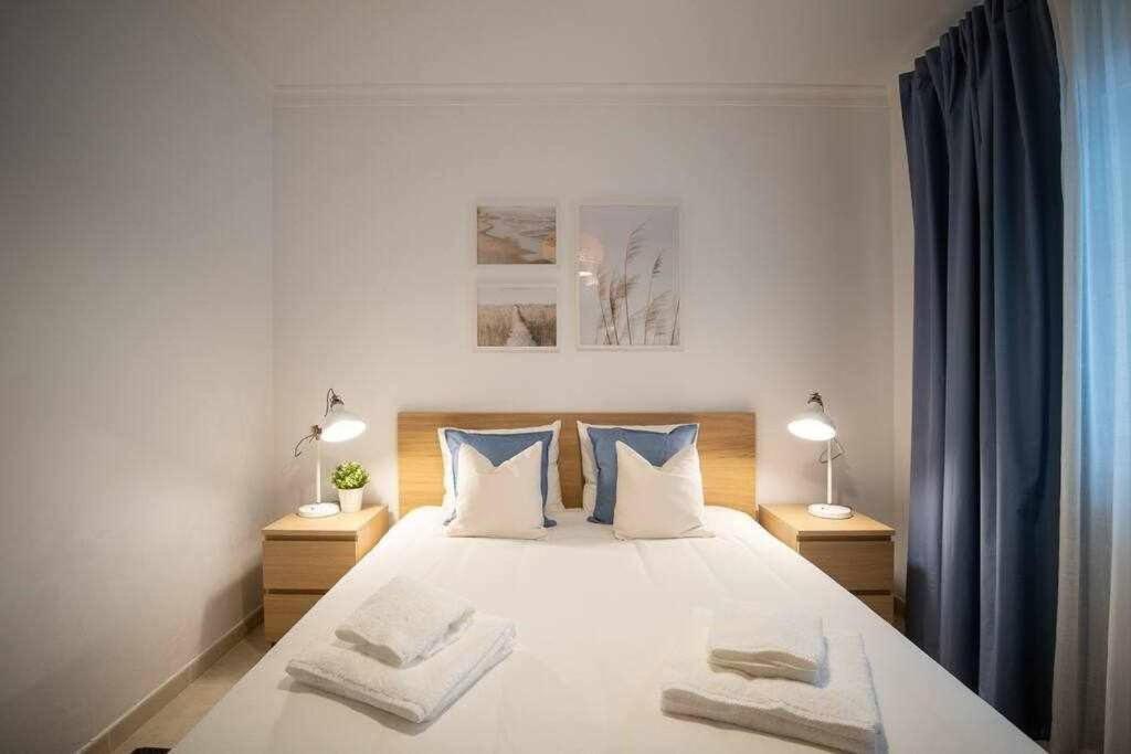 Modern 3Br Apt W/ Lg Terrace, Bbq, Ac & Parking Tavira Bagian luar foto